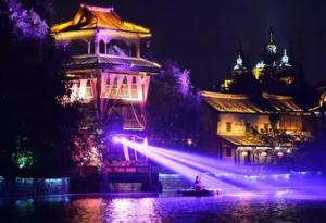 【重磅】今晚，國際光影藝術(shù)節(jié)點燈儀式在天鵝湖濕地公園舉行！